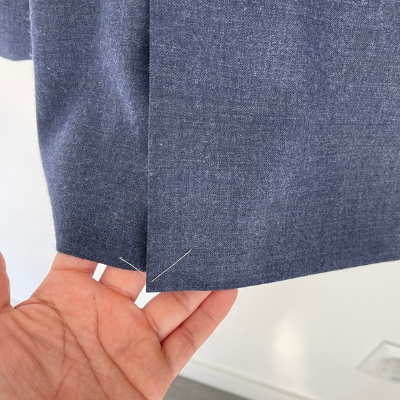 Calvin Klein Blue Two-Button Suit Jacket Sz 38R - Picture 4 of 9